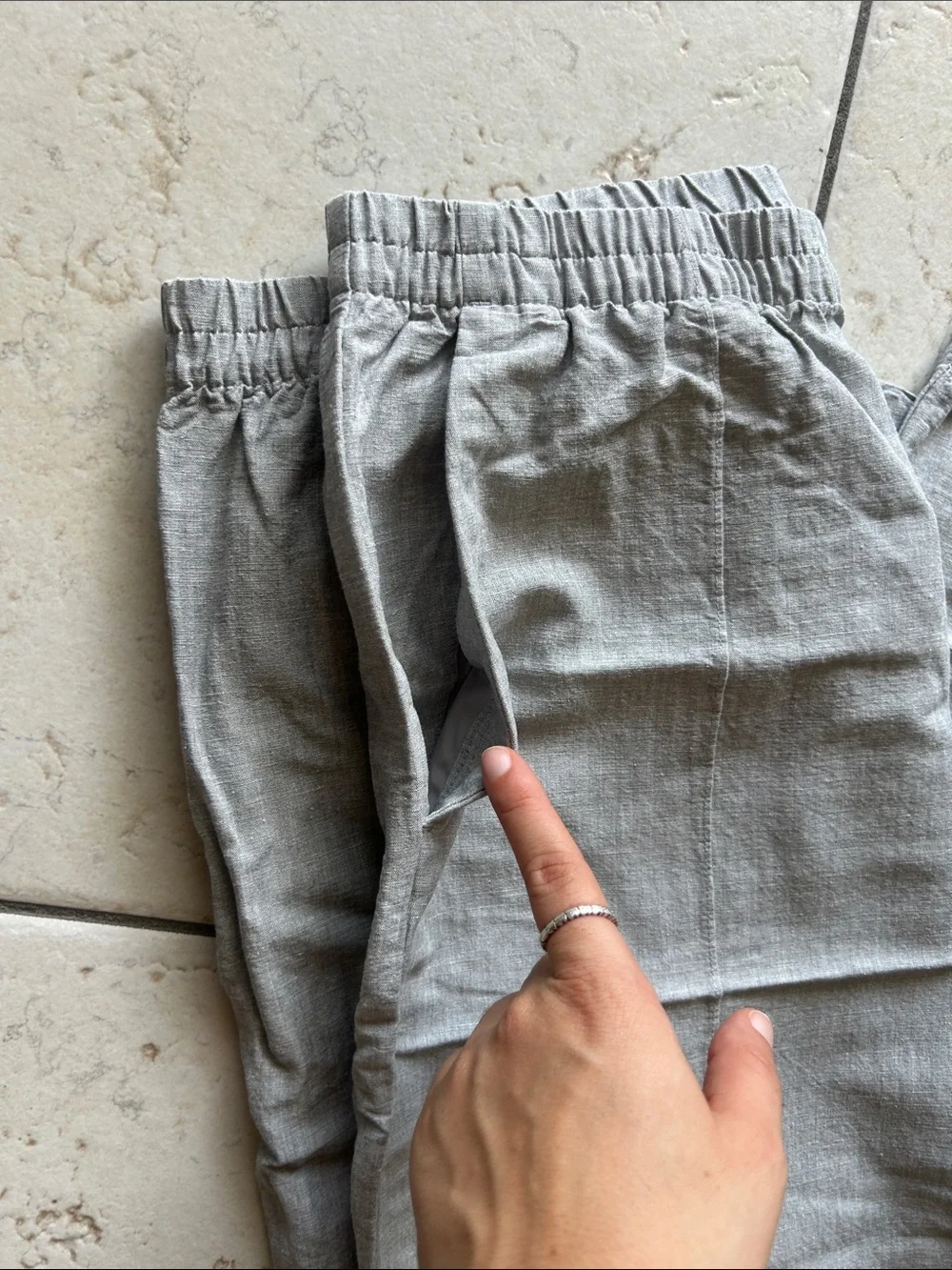 H&M Womens Linen-Blend Elastic Waist Pants — Light Gray